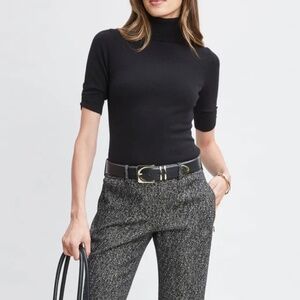 NWT Tahari Short Sleeve Cashmere Sweater - size M